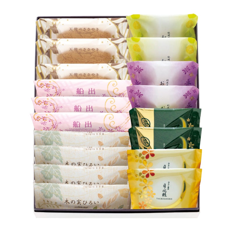 和洋菓子詰合せ(天使3個・船出3個・木の実4個・和吟月伊各2個)